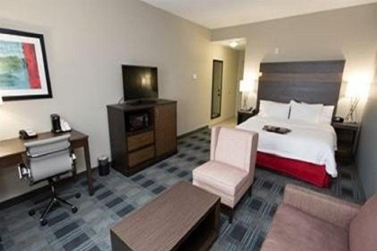 Hampton Inn & Suites Oklahoma City Airport Eksteriør bilde